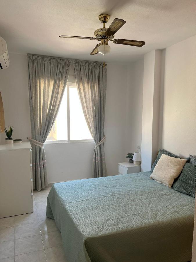 Apatrament Torrevieja公寓 外观 照片